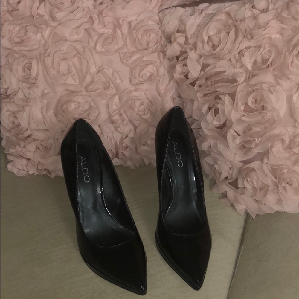 Aldo pumps/heels